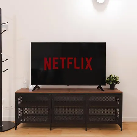 Center - Jr Terrace - Pedestrian Zone - Wi-fi - Ac アパート トリエステ