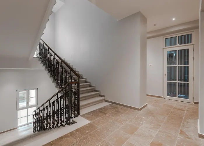 Center - Jr Terrace - Pedestrian Zone - Wi-fi - Ac Триест